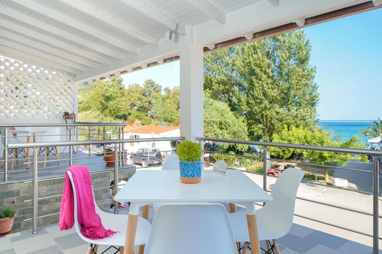 Golden Beachside Terrace Chrysi Ammoudia Exterior foto